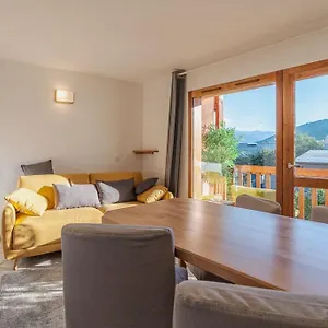 4 Personnes Ensoleille Et Proche De Appartement